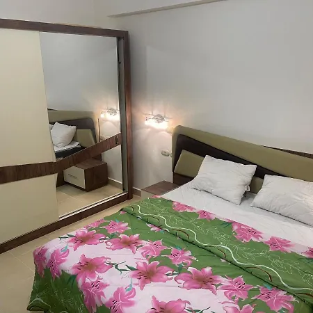 Sunny Lakes Resort 2